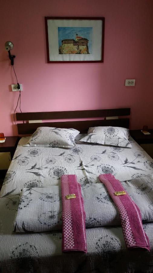 Стаи За Гости Ореха Троян Private Rooms Oreha מראה חיצוני תמונה
